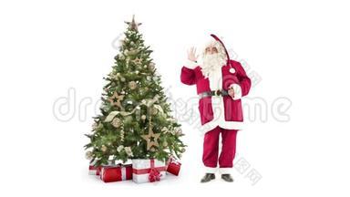 <strong>灯光</strong>装饰<strong>圣诞</strong>树与礼品盒<strong>圣诞</strong>老人挥手在白色背景与文字空间放置标志